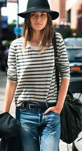 WOMEN SHIRT AND JEANS